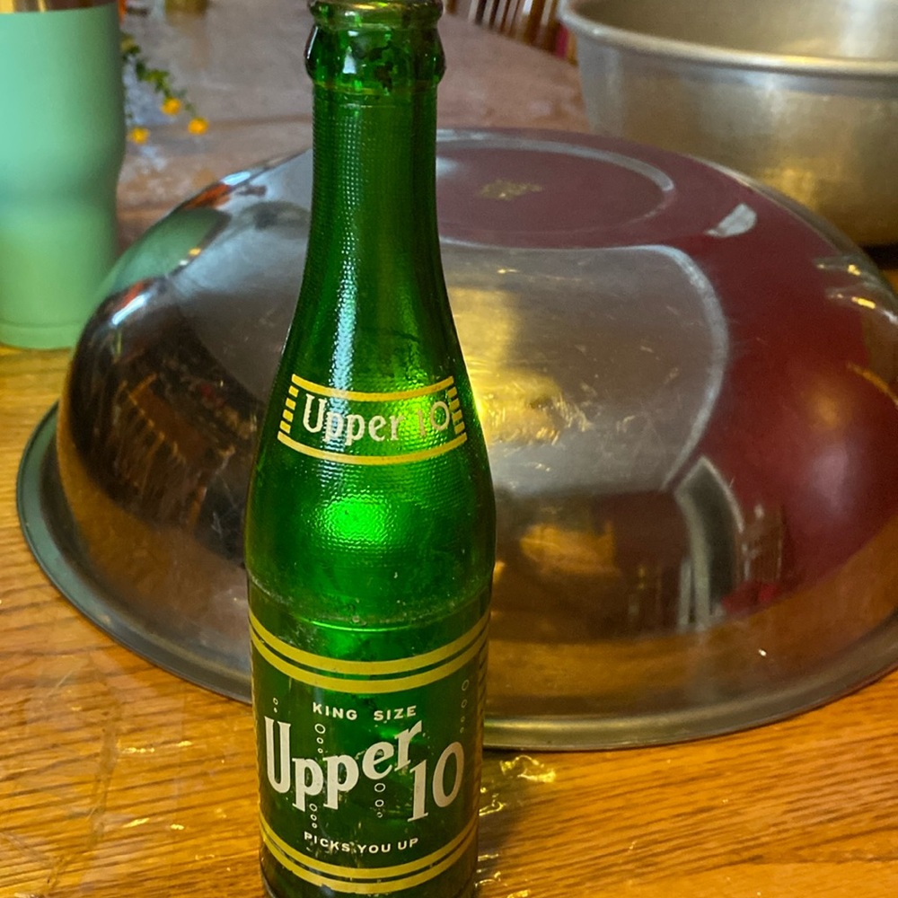 Rare Upper 10 Nehi Bottling Co. ACL Soda Bottle Williamson West Virginia